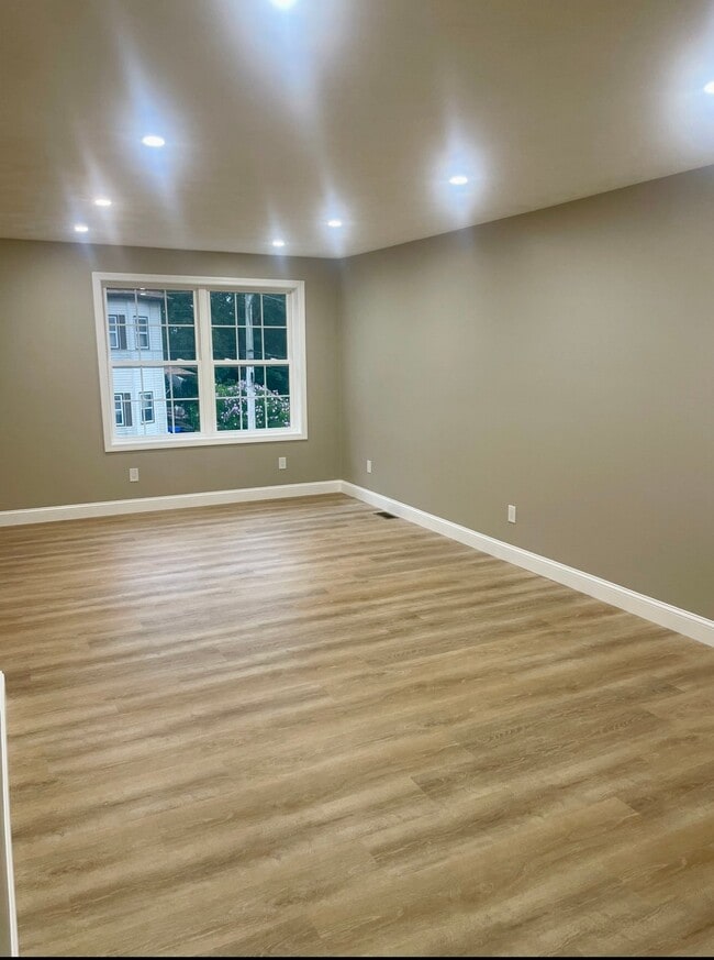 Photo - 24 Baltimore St