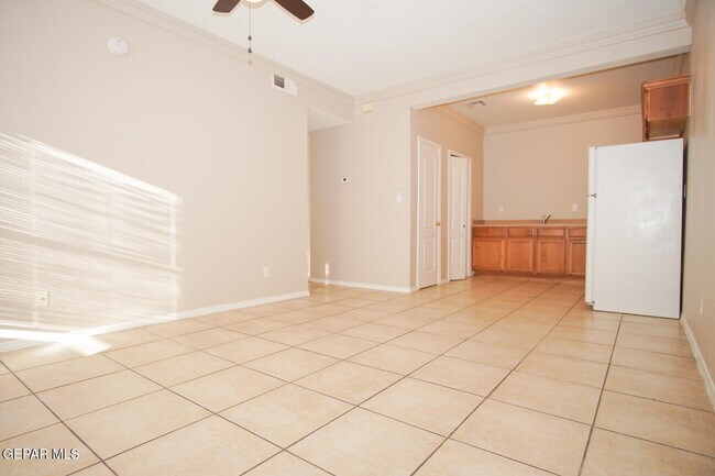 Photo - 3900 Kemp Ave Unit B