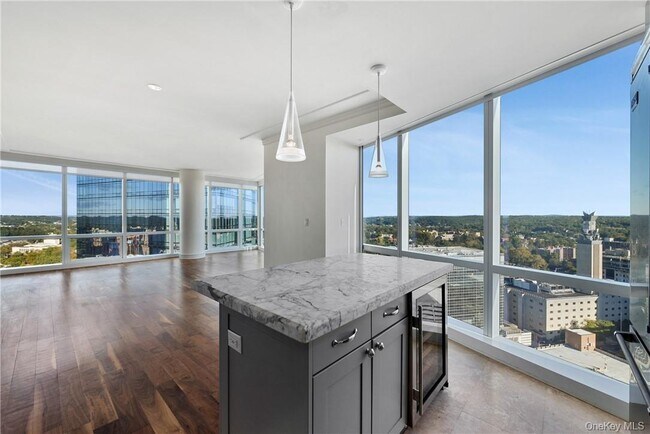 Photo - 1 Renaissance Square Unit V4G