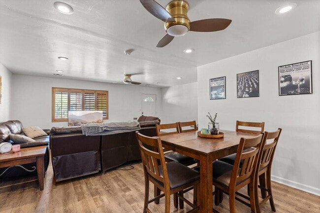 Photo - 535 W 19th St