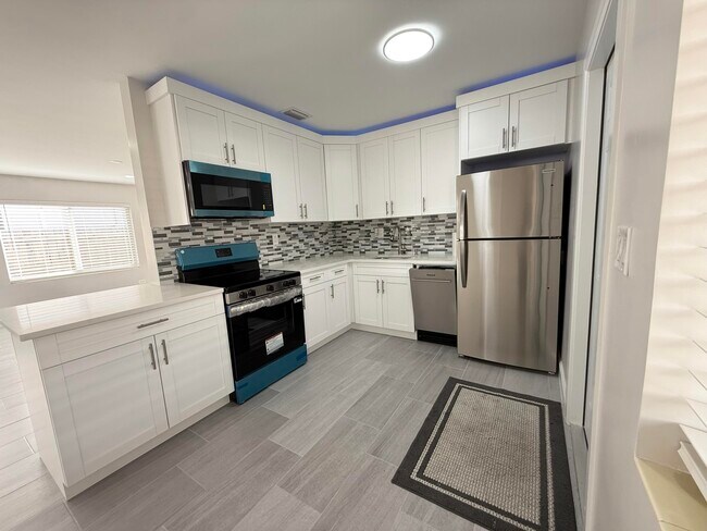 Photo - 1405 N J Terrace