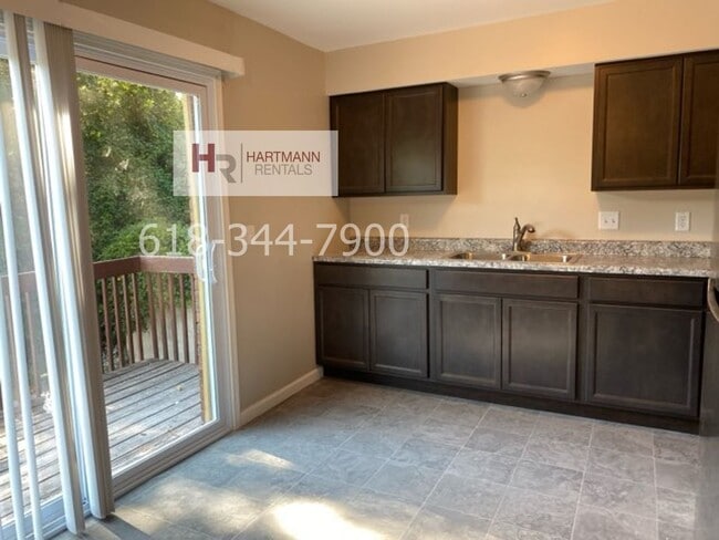 1107 Arrowhead Dr Unit C