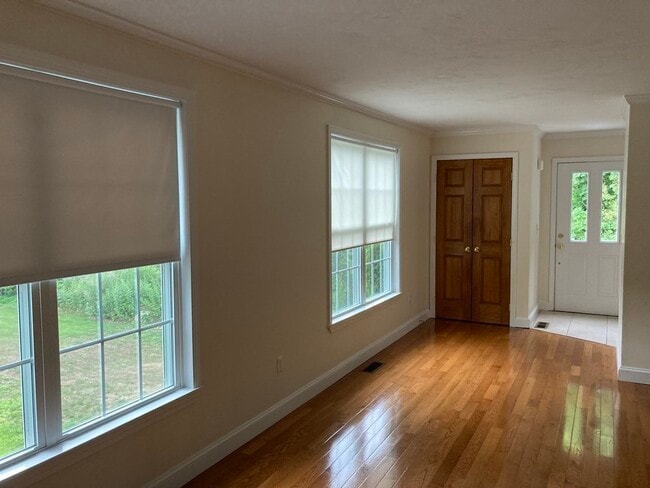 Photo - 315 Central St