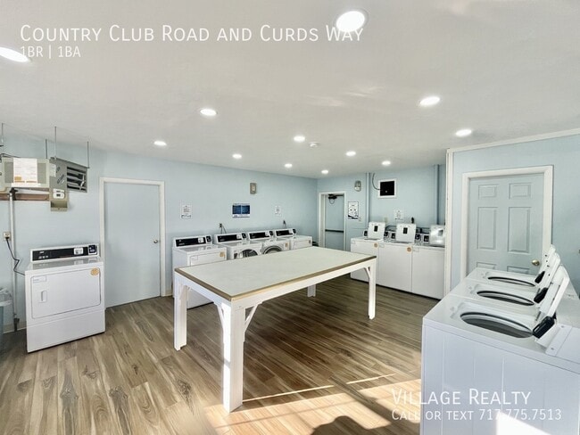 Photo - 631 Country Club Rd Unidad D