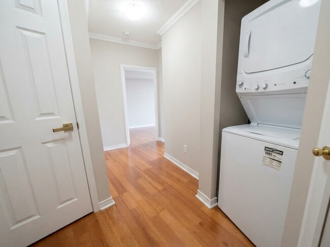 Photo - Suite 203-115 Richmond street East Toronto Unit 203