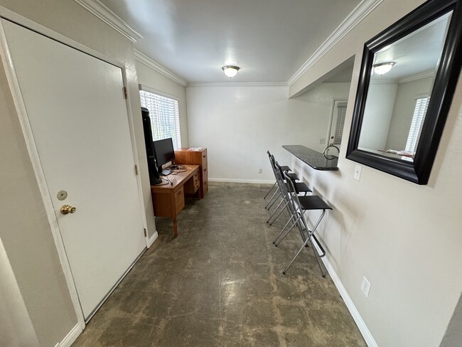 Photo - 1126 W 37th Pl