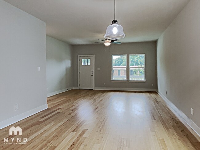 Photo - 423 Channing Ave