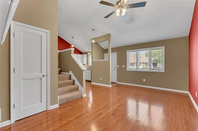 Photo - 3013 Havrone Way