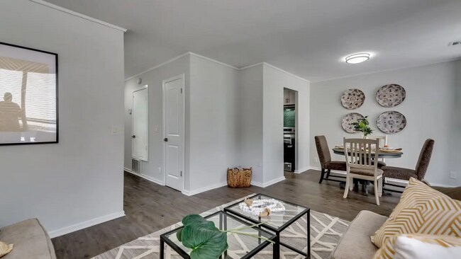 Building Photo - 4215 Chambers Rd Unit 32A