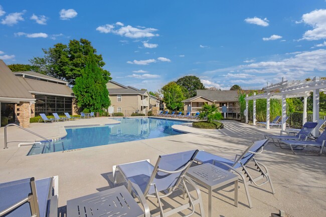 Building Photo - Arbors at Brookfield Apartments