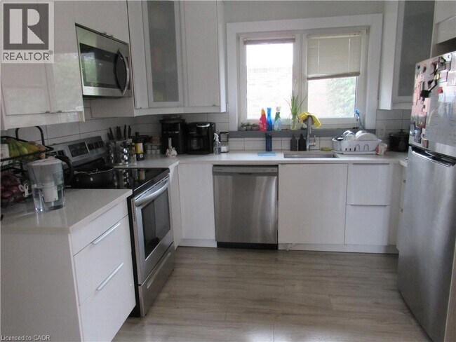 Photo - 75 Richwill Rd