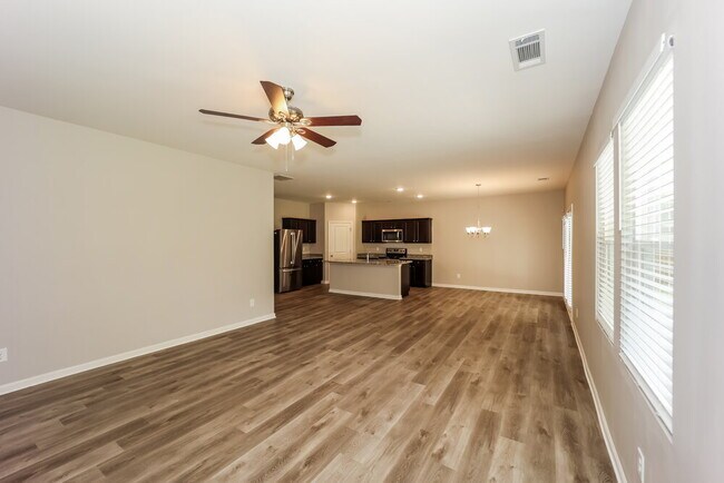 Photo - 1069 Cold Water Dr