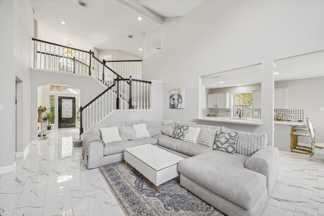 Photo - 11306 Avon Pl