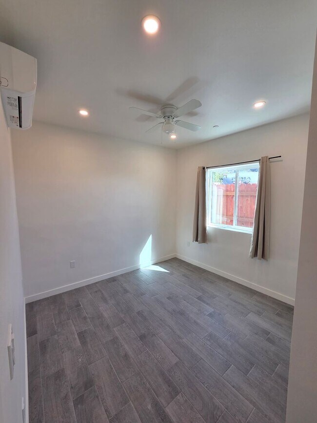 Photo - Brand-New 2 Bed Homes | Modern Finishes | $99 Move-In Deposit - 2 Car Parking Unidad 847-7