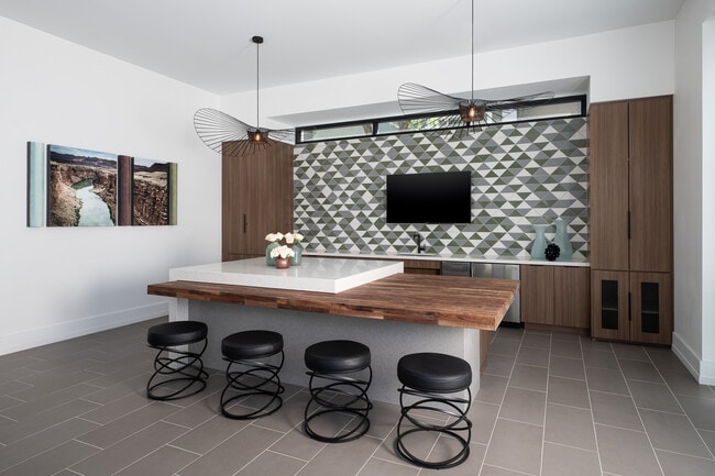 Cocina del Clubhouse - Arrowhead Summit Apartment Homes