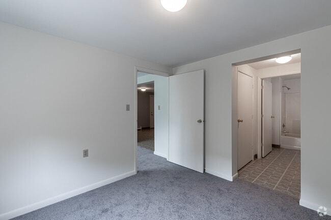 1BR, 1BA - Bedroom