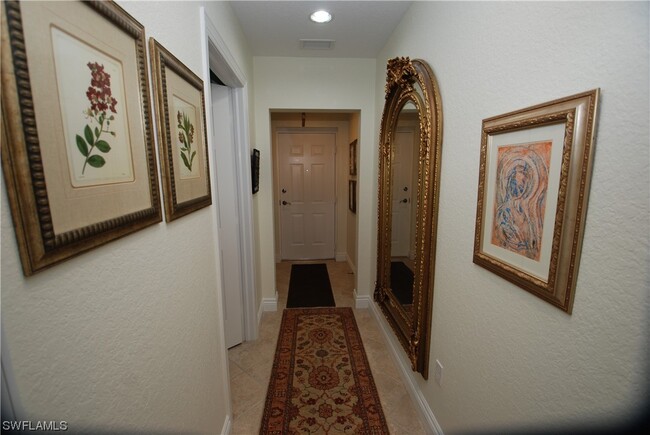 Photo - 5064 Annunciation Cir Condo Unit 5305