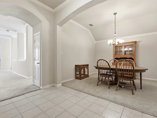 Photo - 2718 Serena Ct