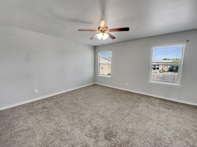 Photo - 6040 24th St