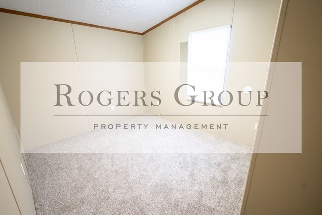 Photo - 436 Tower Ln