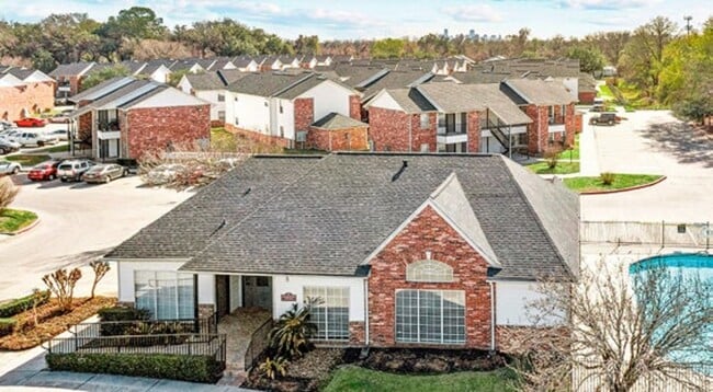Photo - Meadowbrook Plaza Apartments