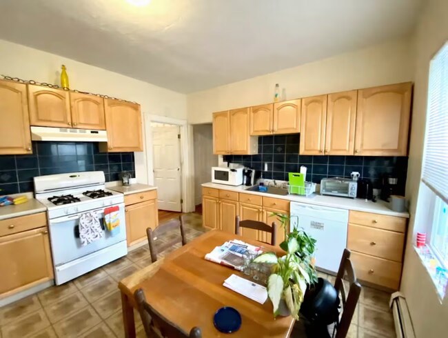 *Las imágenes son muestras representativas de la unidad anunciada. En algunos casos, las unidades reales que visita... - 30 Darling St Unidad 3