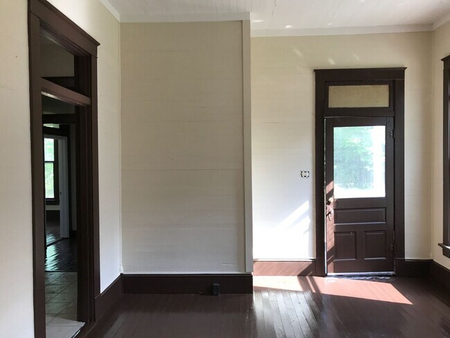 Photo - 6400 Mt Olivet Rd