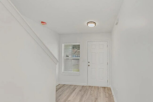 Photo - 3585 Drexel St