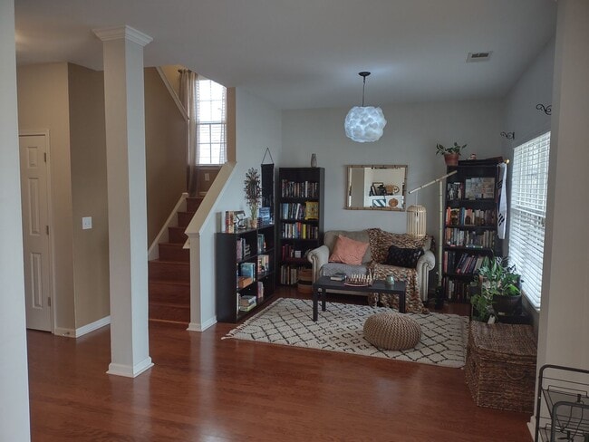 Photo - Outstanding FIVE Bedroom Home in Northeast Columbia!