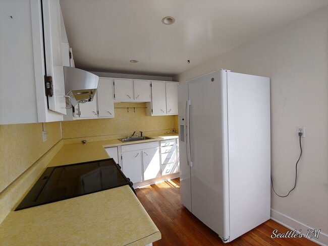 Photo - 7510 34th Ave SW