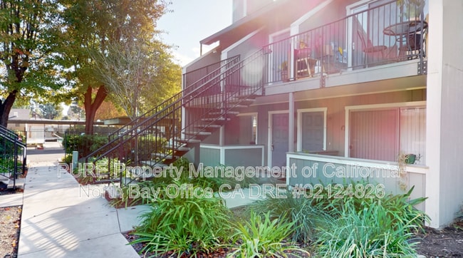 Building Photo - 1450 E Cotati Ave Unit Apt 16