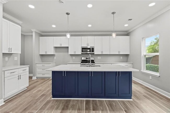 Building Photo - 5341 Stewart Mill Rd