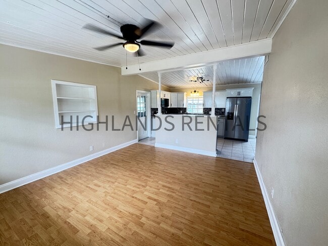 Photo - 1613 Hitakee Ave
