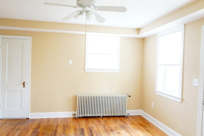 Photo - 8206 Greenwood Ave Unidad 1