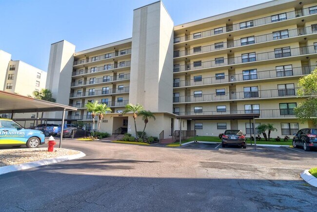 Building Photo - 900 Cove Cay Dr Unit 5A Rental