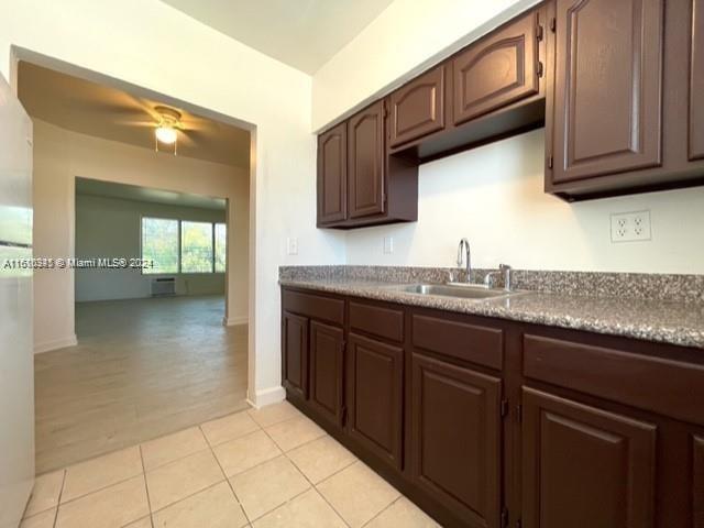 Photo - 8031 Hawthorne Ave