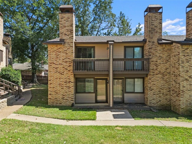 Photo - 2521 Crosstimbers St Condo Unit J6