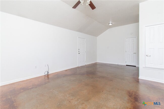 Photo - 3104 Baldwin Loop