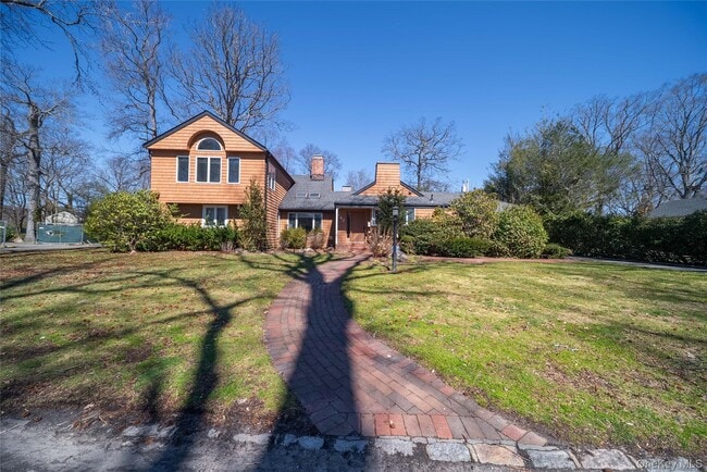 Photo - 143 Round Hill Rd