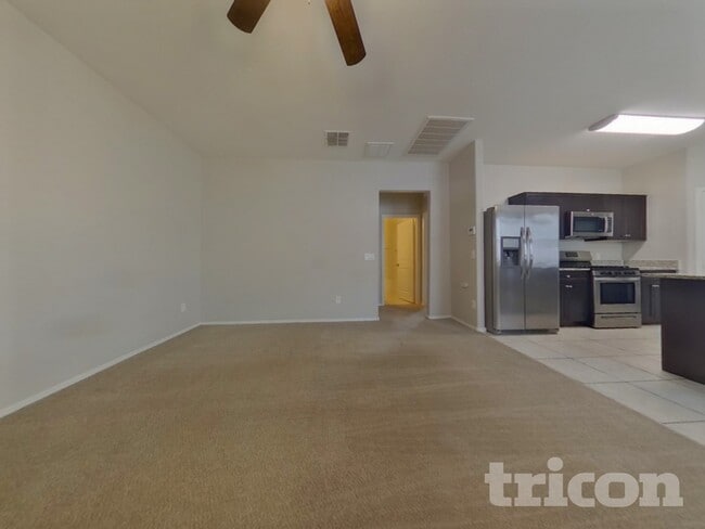 Photo - 29964 W Mulberry Dr