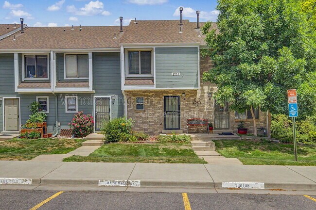 Building Photo - 8757 W Cornell Ave Unit Apt 9