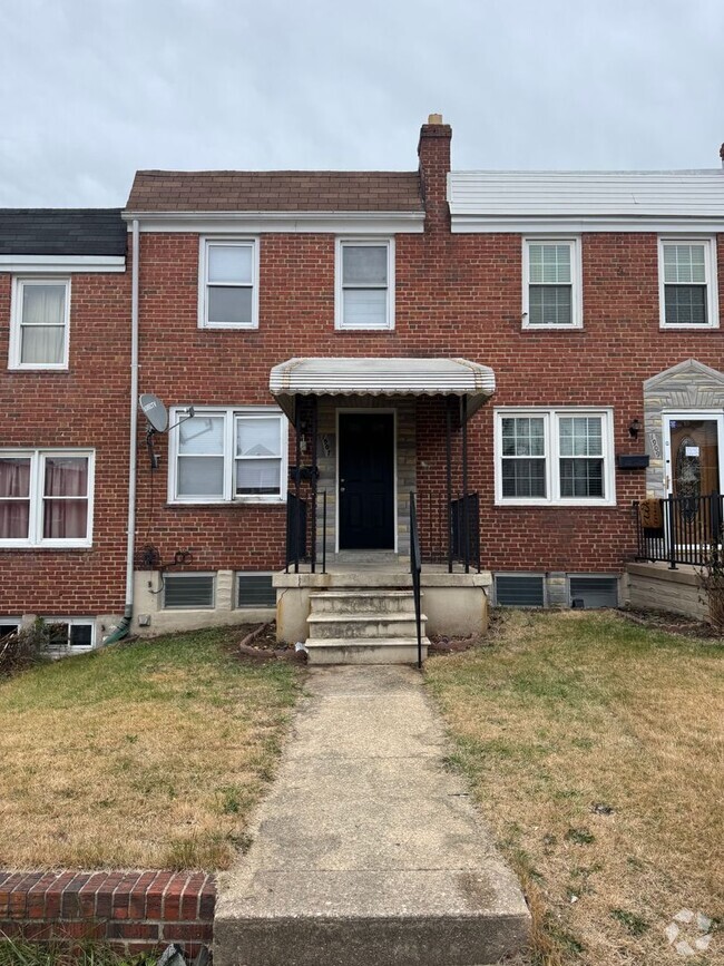 Building Photo - Eastfield townhome is Move-in Ready!