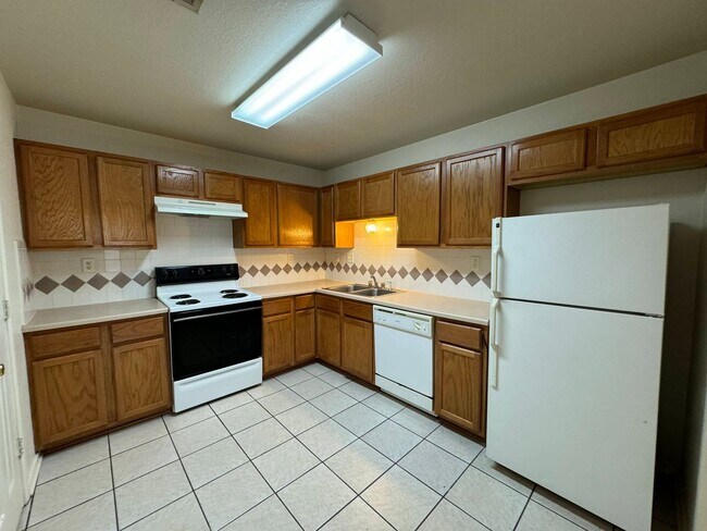 Photo - 5005 John David Dr Unidad # B
