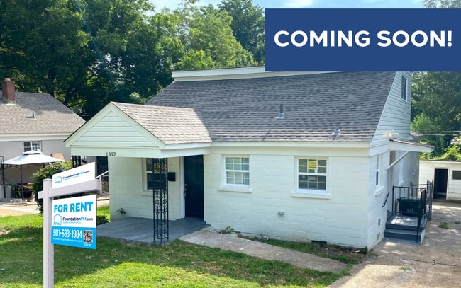 Building Photo - 1392 Kyle St