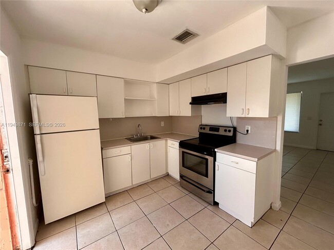 Photo - 227 SW 9th St Unit 1-2