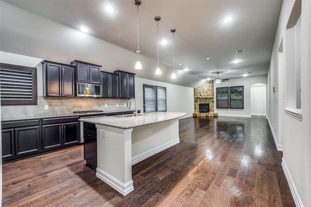 Photo - 1421 Westborough Dr