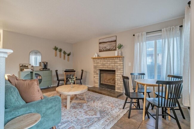 Photo - 13031 Dexter St