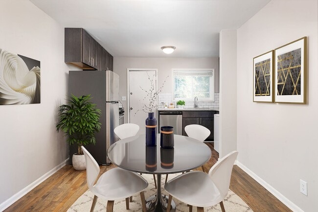 Photo - Commons of East Lake