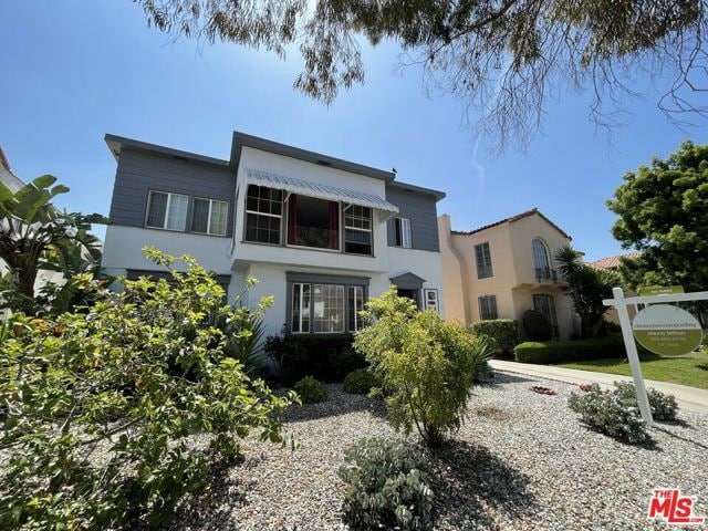 Photo - 828 S. Curson