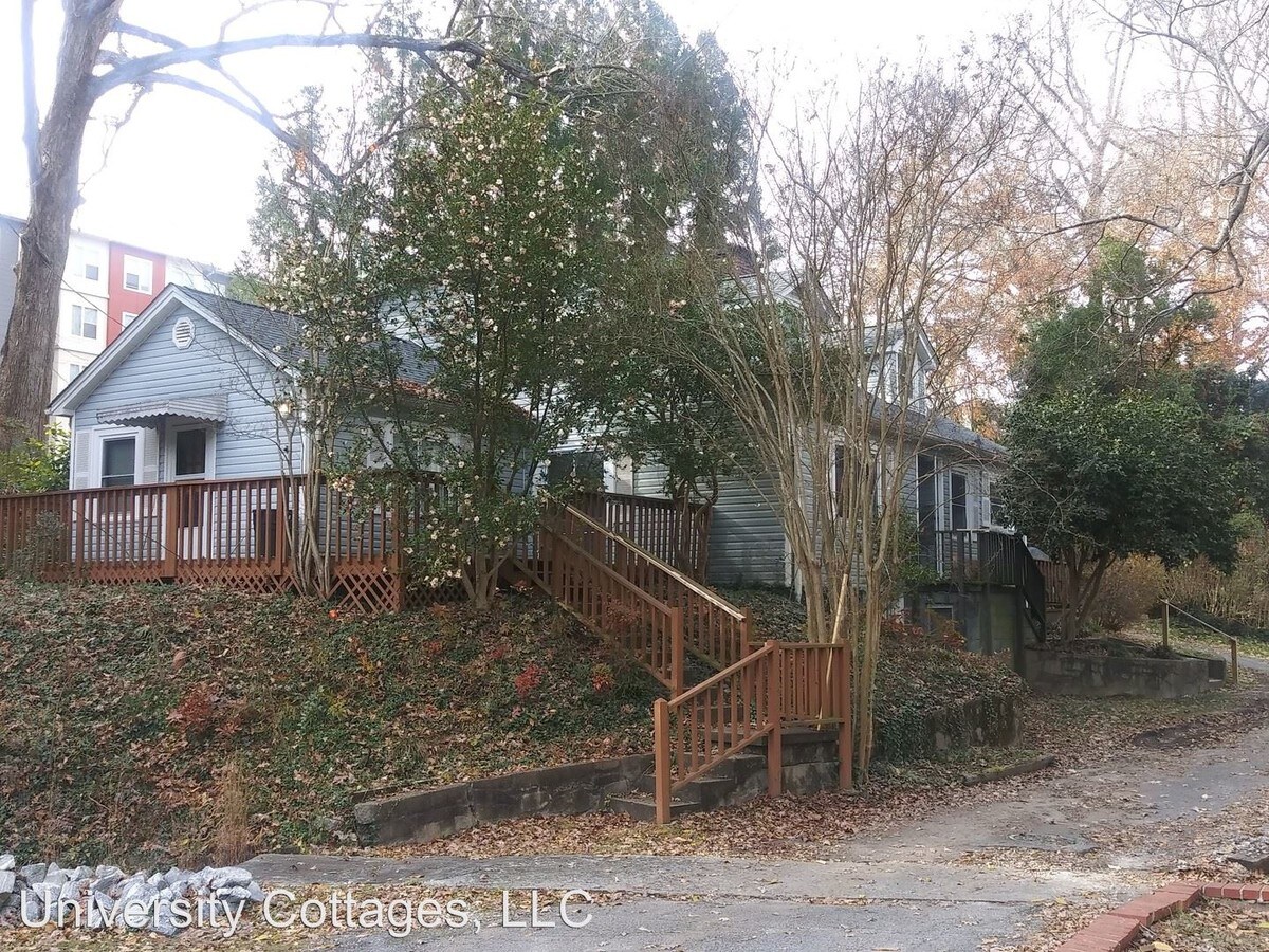 4 br, 2 bath House - 102 Riggs Dr - 4 br, 2 bath House - 102 Riggs Dr